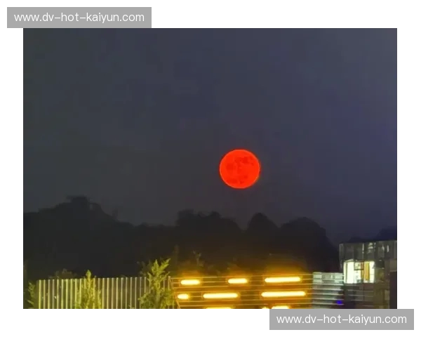 撕裂之城的红月亮：复盘开拓者与火箭的季后赛宿命之战